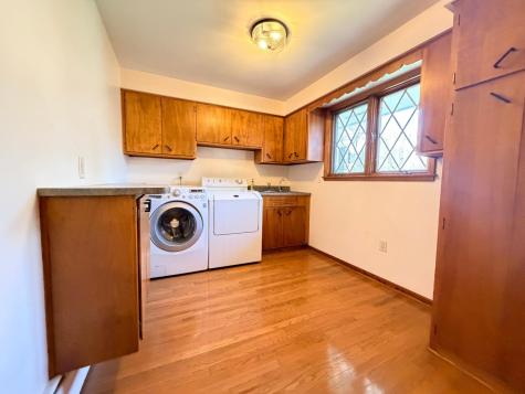 809 W Lake Avenue Worthington MN 56187