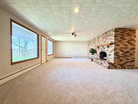 809 W Lake Avenue Worthington MN 56187