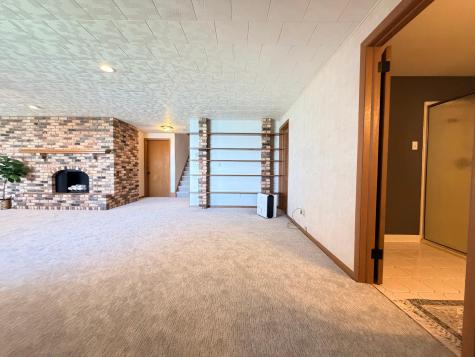 809 W Lake Avenue Worthington MN 56187
