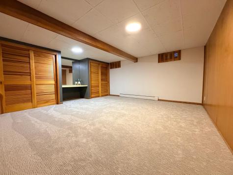 809 W Lake Avenue Worthington MN 56187