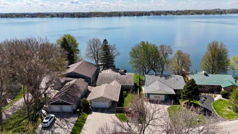 809 W Lake Avenue Worthington MN 56187