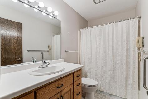 8441 Irwin Road Bloomington MN 55437