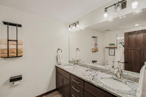 22035 Brenly Way Rogers MN 55374
