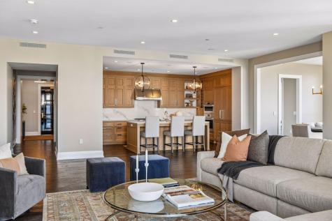 1111 W River Parkway Minneapolis MN 55415