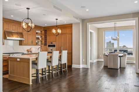 1111 W River Parkway Minneapolis MN 55415