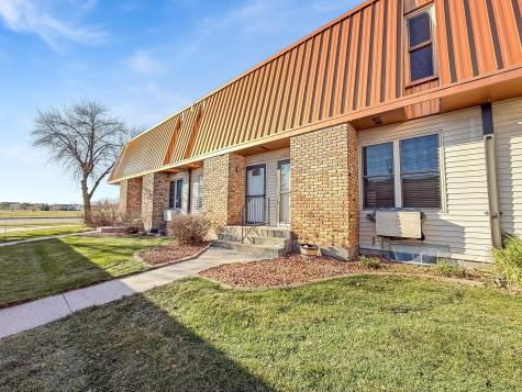 336 13th Avenue E West Fargo ND 58078