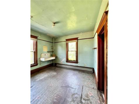 83025 160th Street Sacred Heart MN 56285
