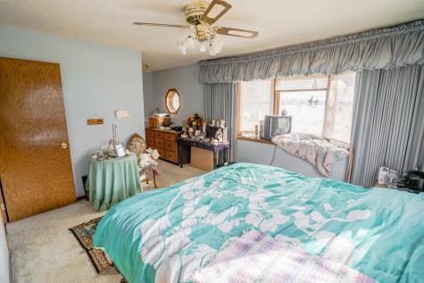9225 Lake Boulevard Chisago City MN 55013