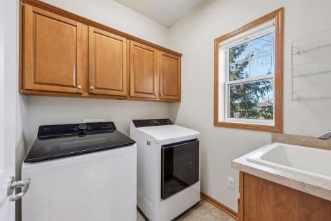 3264 Oak View Drive Woodbury MN 55129