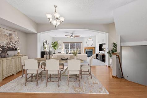 3264 Oak View Drive Woodbury MN 55129