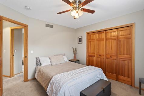7319 Fawn Hill Road Chanhassen MN 55317