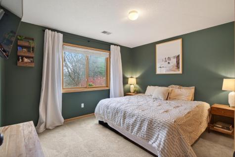 7319 Fawn Hill Road Chanhassen MN 55317