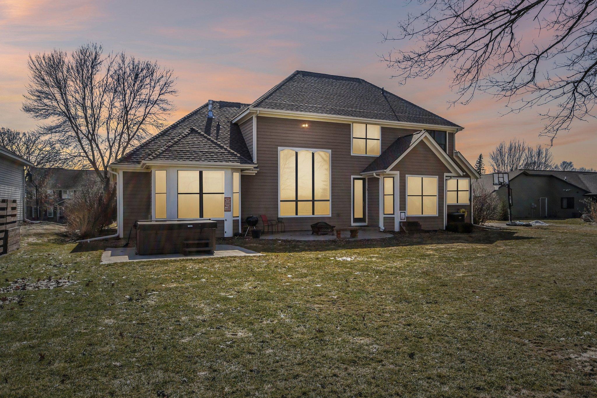 2477 Golf View Drive River Falls WI 54022