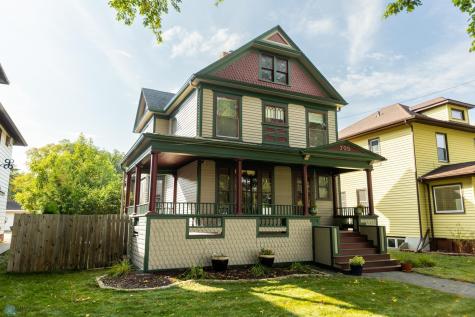 705 10th Street S Fargo ND 58103