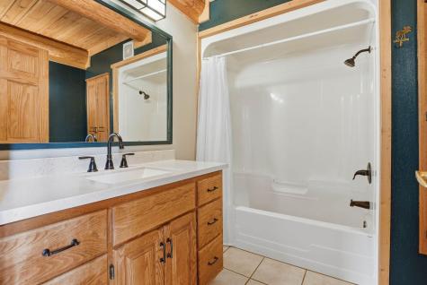4359 Schweiger Road Orr MN 55771
