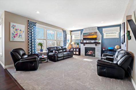 8302 W 132nd Street Savage MN 55378
