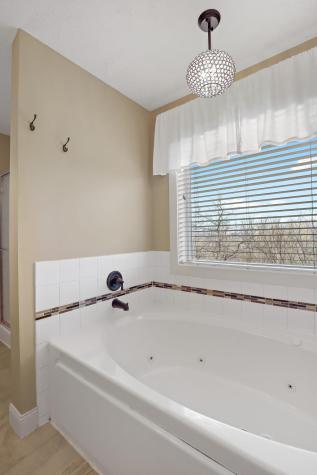 8302 W 132nd Street Savage MN 55378