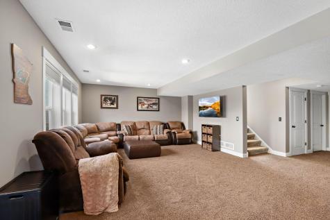 8302 W 132nd Street Savage MN 55378