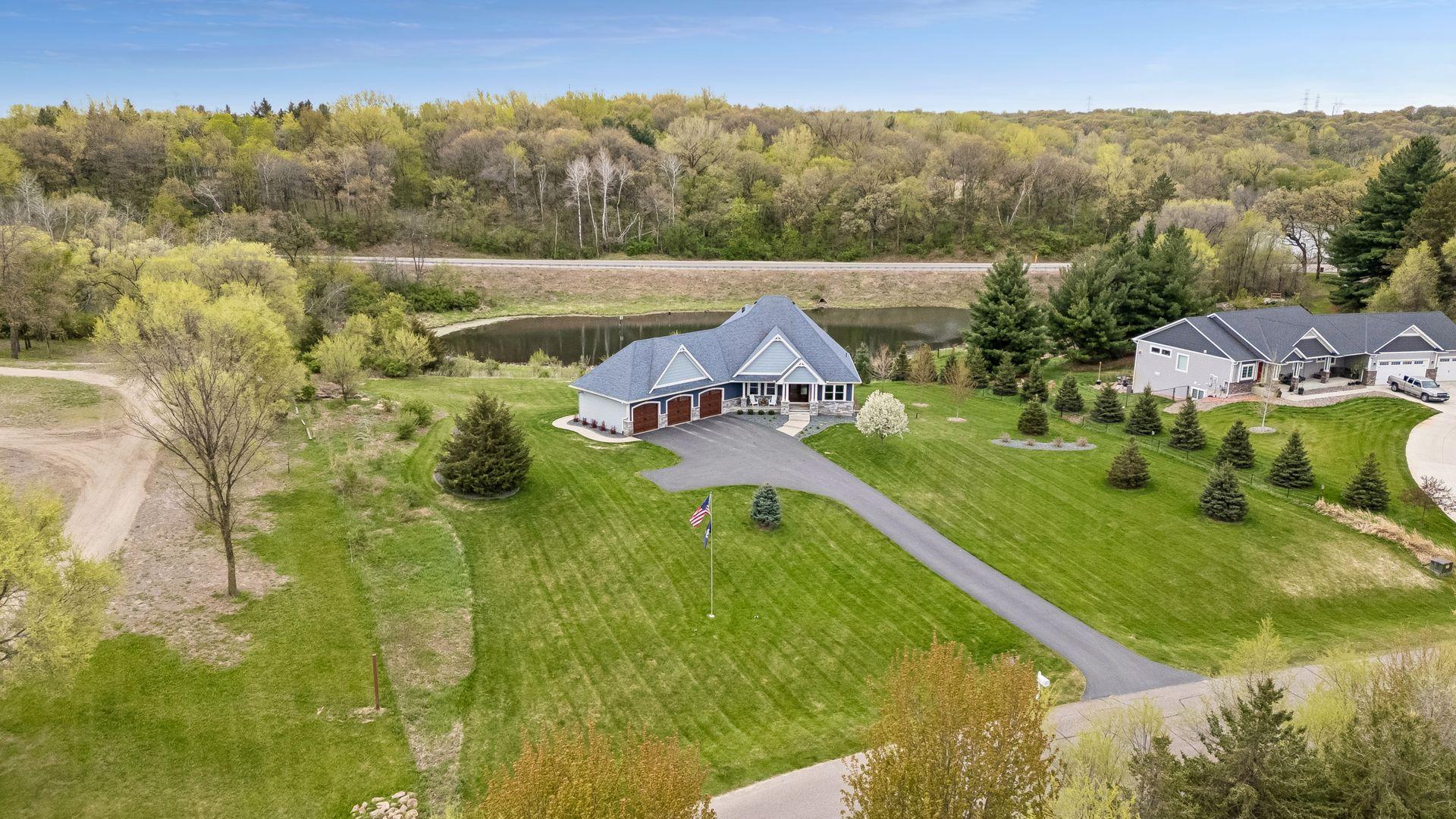 9408 Aladin Trail Inver Grove Heights MN 55077