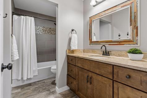 9408 Aladin Trail Inver Grove Heights MN 55077