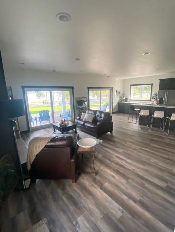 1084 W Lake Drive Detroit Lakes MN 56501