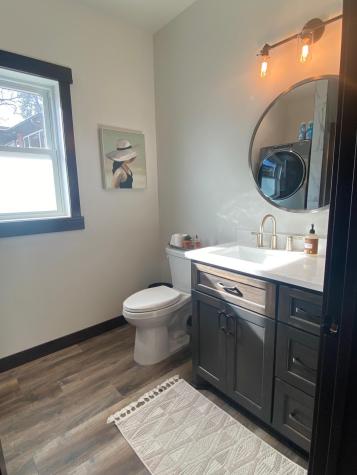 1084 W Lake Drive Detroit Lakes MN 56501