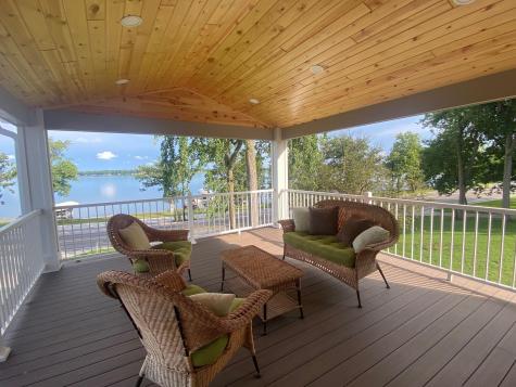 1084 W Lake Drive Detroit Lakes MN 56501