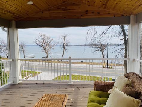 1084 W Lake Drive Detroit Lakes MN 56501