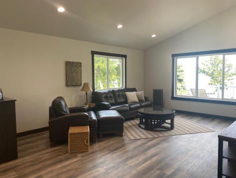 1084 W Lake Drive Detroit Lakes MN 56501