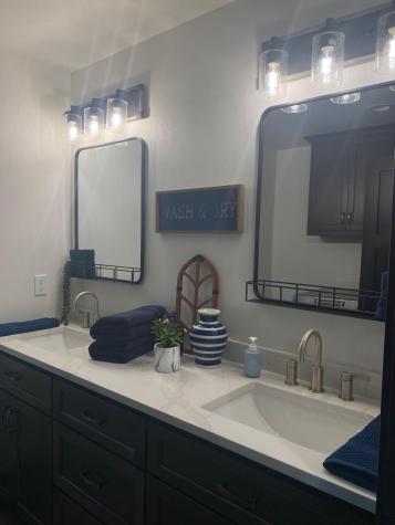 1084 W Lake Drive Detroit Lakes MN 56501