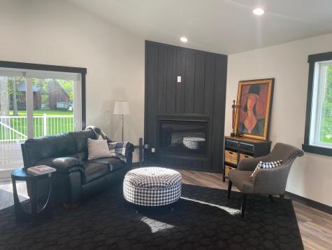 1084 W Lake Drive Detroit Lakes MN 56501