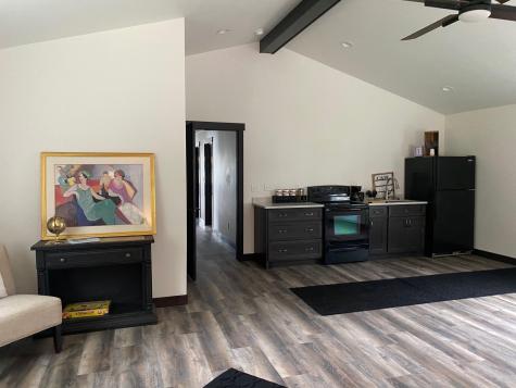 1084 W Lake Drive Detroit Lakes MN 56501