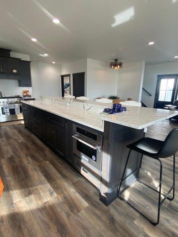 1084 W Lake Drive Detroit Lakes MN 56501