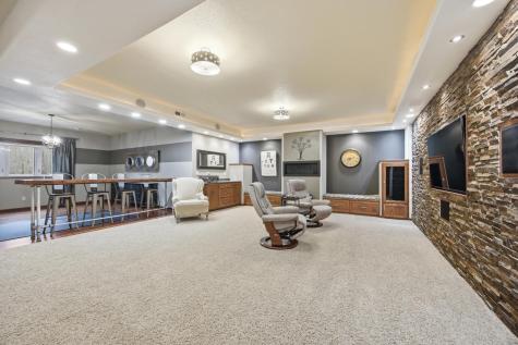 1210 6th Avenue NE Dilworth MN 56529
