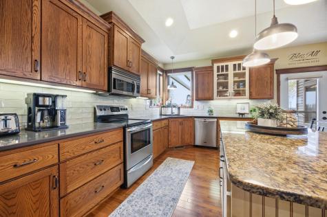 1210 6th Avenue NE Dilworth MN 56529