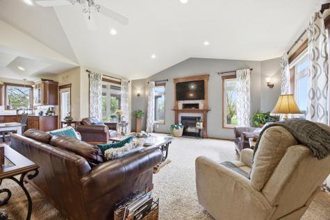1210 6th Avenue NE Dilworth MN 56529