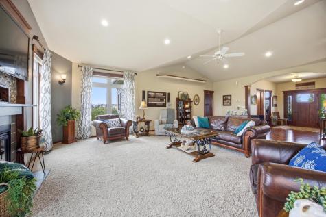 1210 6th Avenue NE Dilworth MN 56529