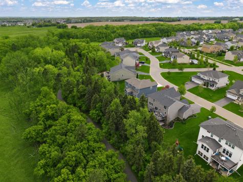 9289 Summerlin Court Woodbury MN 55129