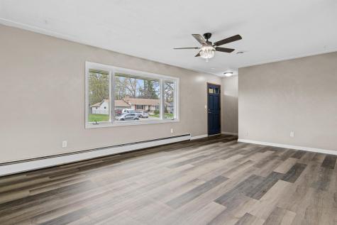 8033 Georgia Avenue N Brooklyn Park MN 55445
