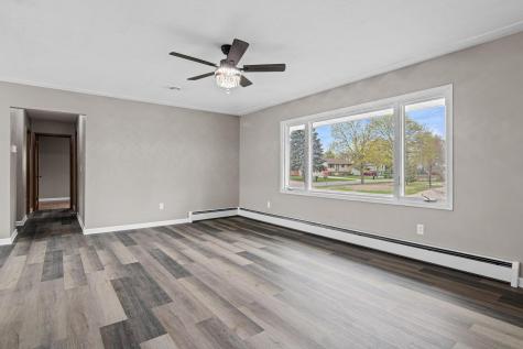 8033 Georgia Avenue N Brooklyn Park MN 55445