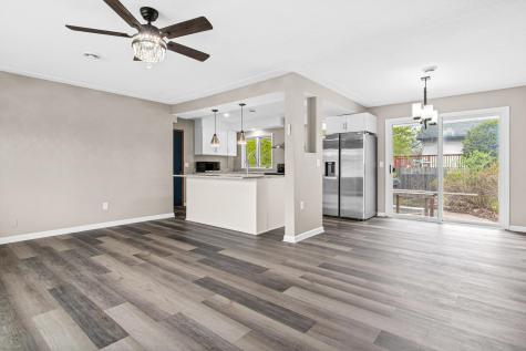 8033 Georgia Avenue N Brooklyn Park MN 55445