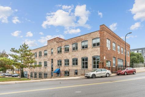 215 7th Street NE Minneapolis MN 55413