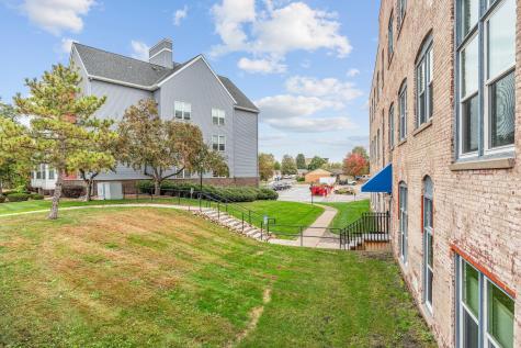 215 7th Street NE Minneapolis MN 55413