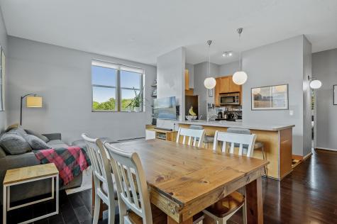 215 7th Street NE Minneapolis MN 55413