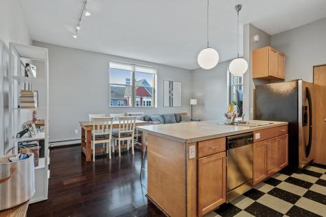 215 7th Street NE Minneapolis MN 55413