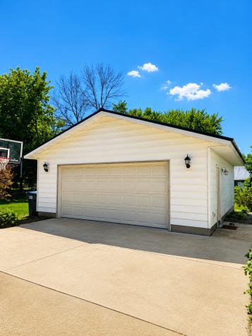 809 Home Street Kenyon MN 55946