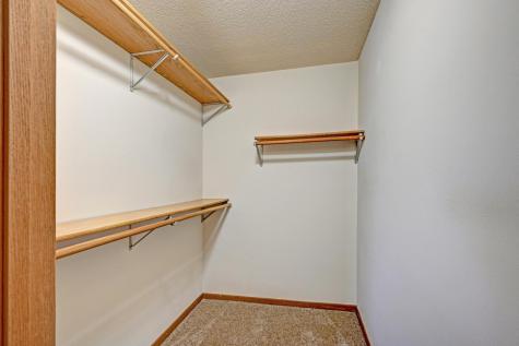6240 Magda Drive Maple Grove MN 55369