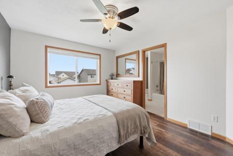 646 36th Avenue W West Fargo ND 58078