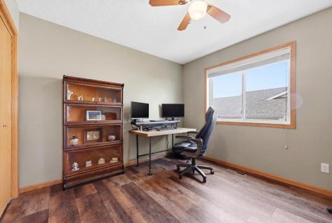 646 36th Avenue W West Fargo ND 58078