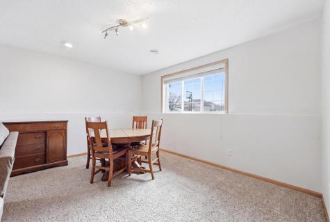 646 36th Avenue W West Fargo ND 58078